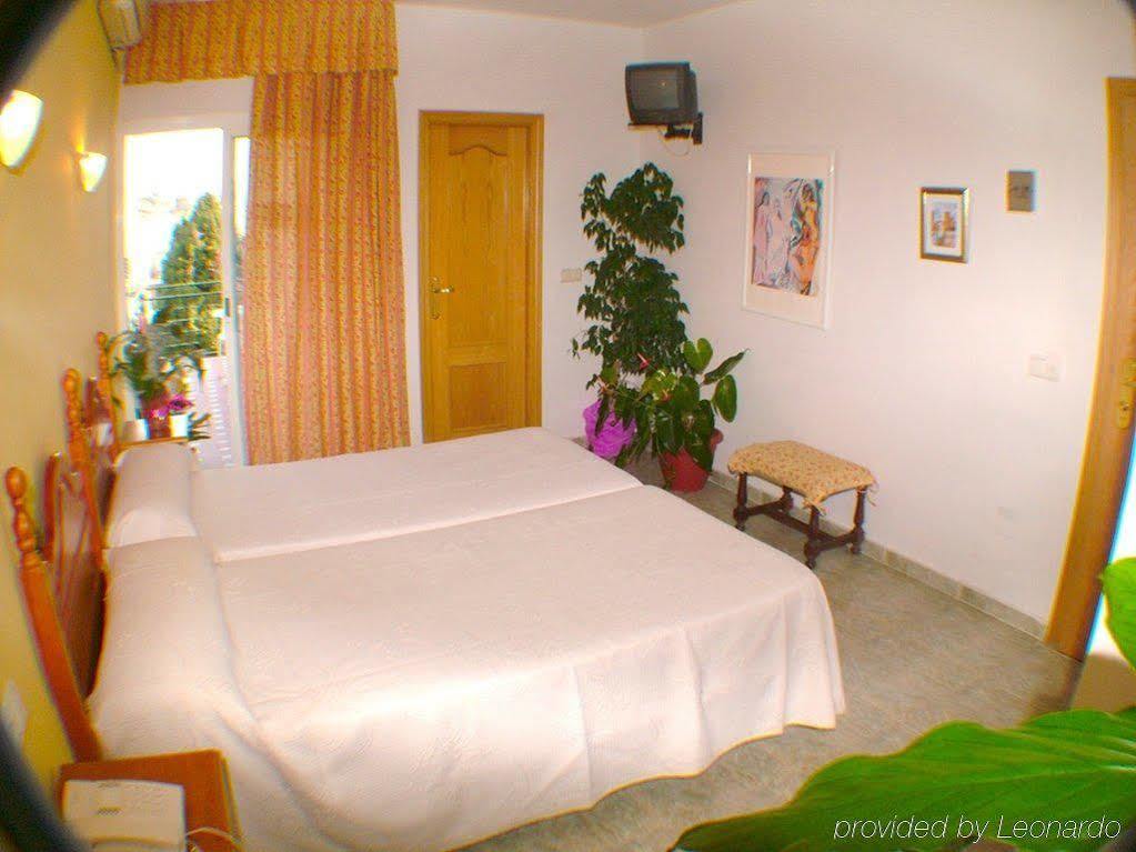 Hotel Carmen Teresa Torremolinos