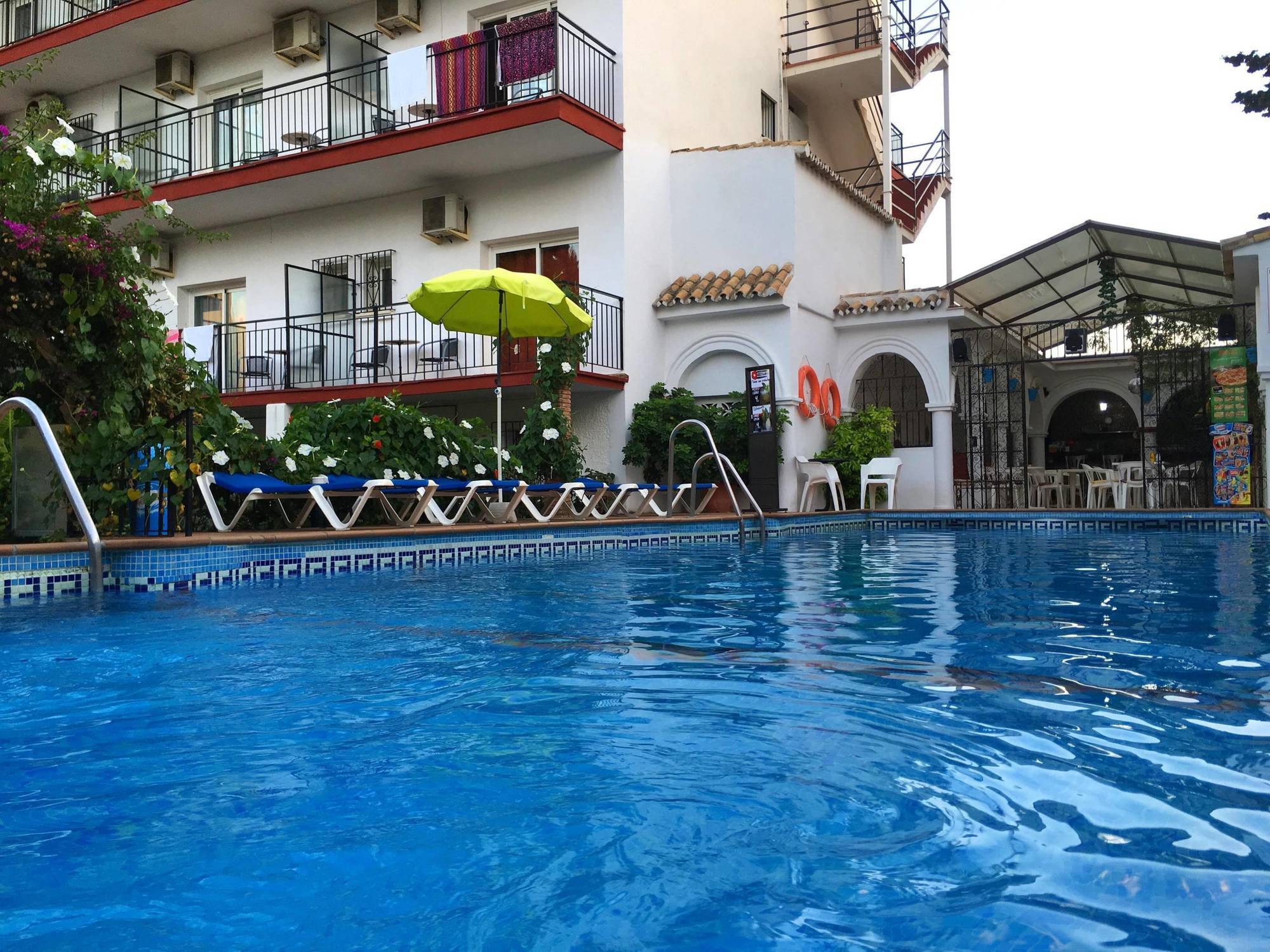 Carmen Teresa Hotel
